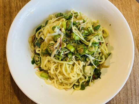 オクラとエノキの冷やしラーメン